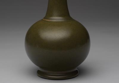 图片[3]-Long-necked vase with tea-dust glaze, Qing dynasty, Qianlong reign (1736-1795)-China Archive